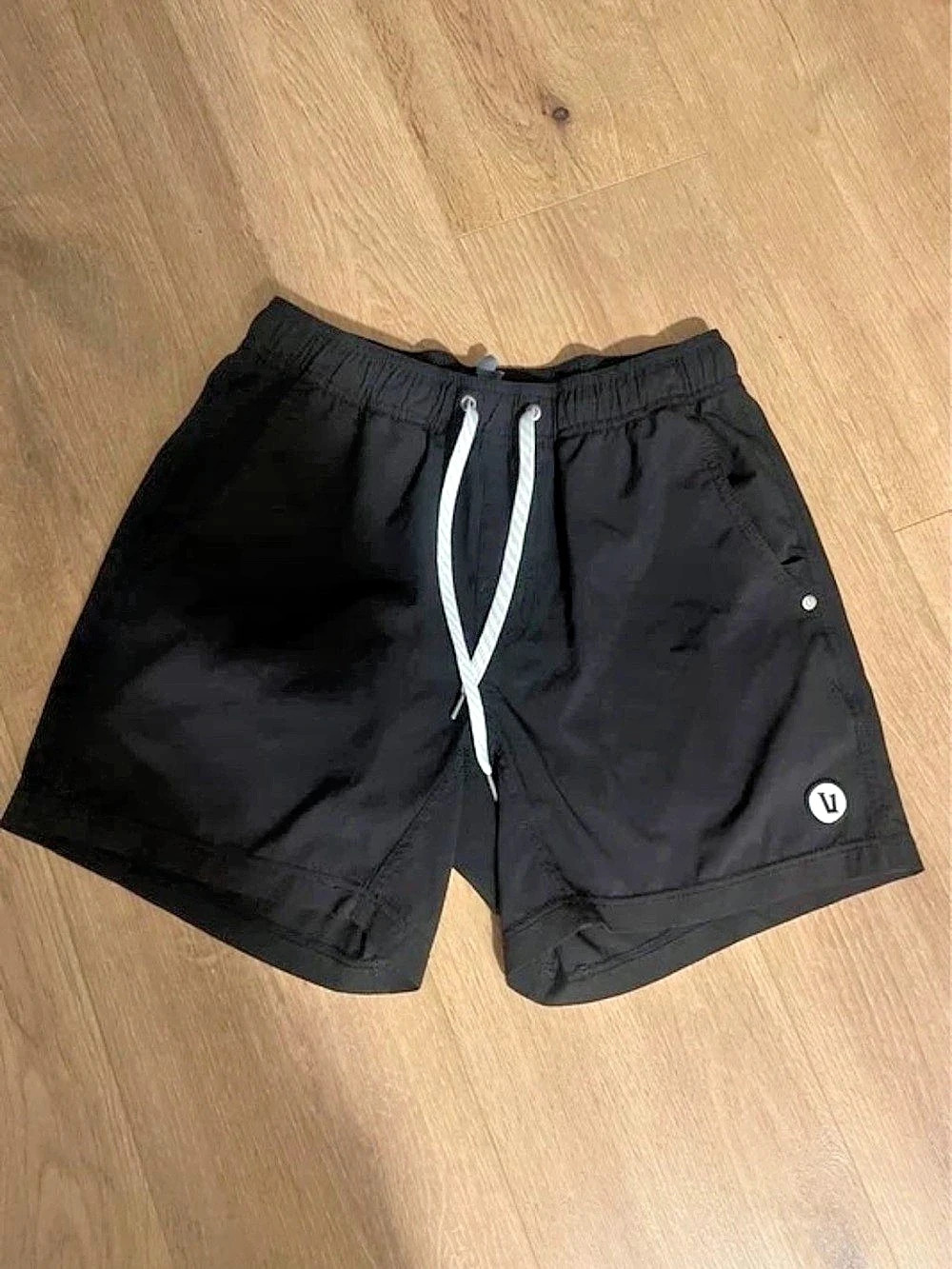 Vuori Men's Kore Black Shorts Size Small